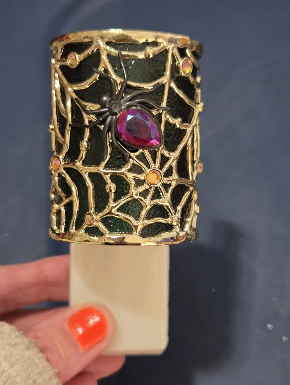 Bath & Body Works Spider Web Gem Nightlight Halloween Wallflower Plug In - Picture 4 of 8
